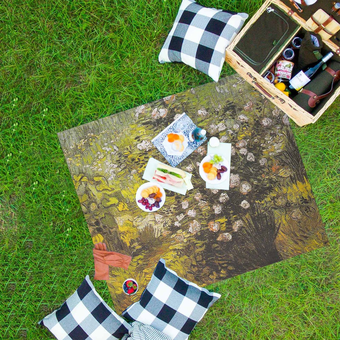 Vintage Floral waterproof picnic mat, 61 x 55in, Design 05