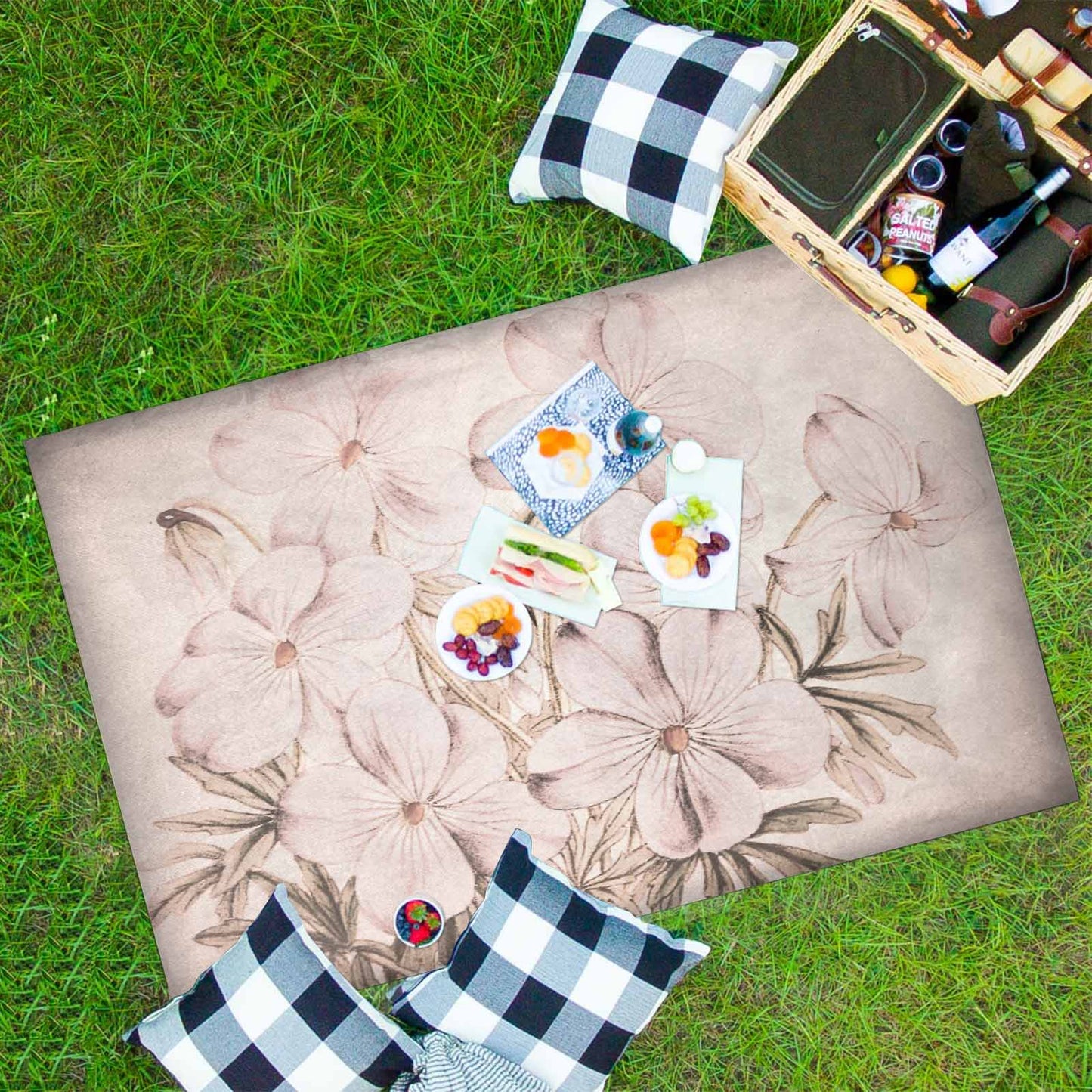 Vintage Floral waterproof picnic mat, 81 x 55in, Design 13x