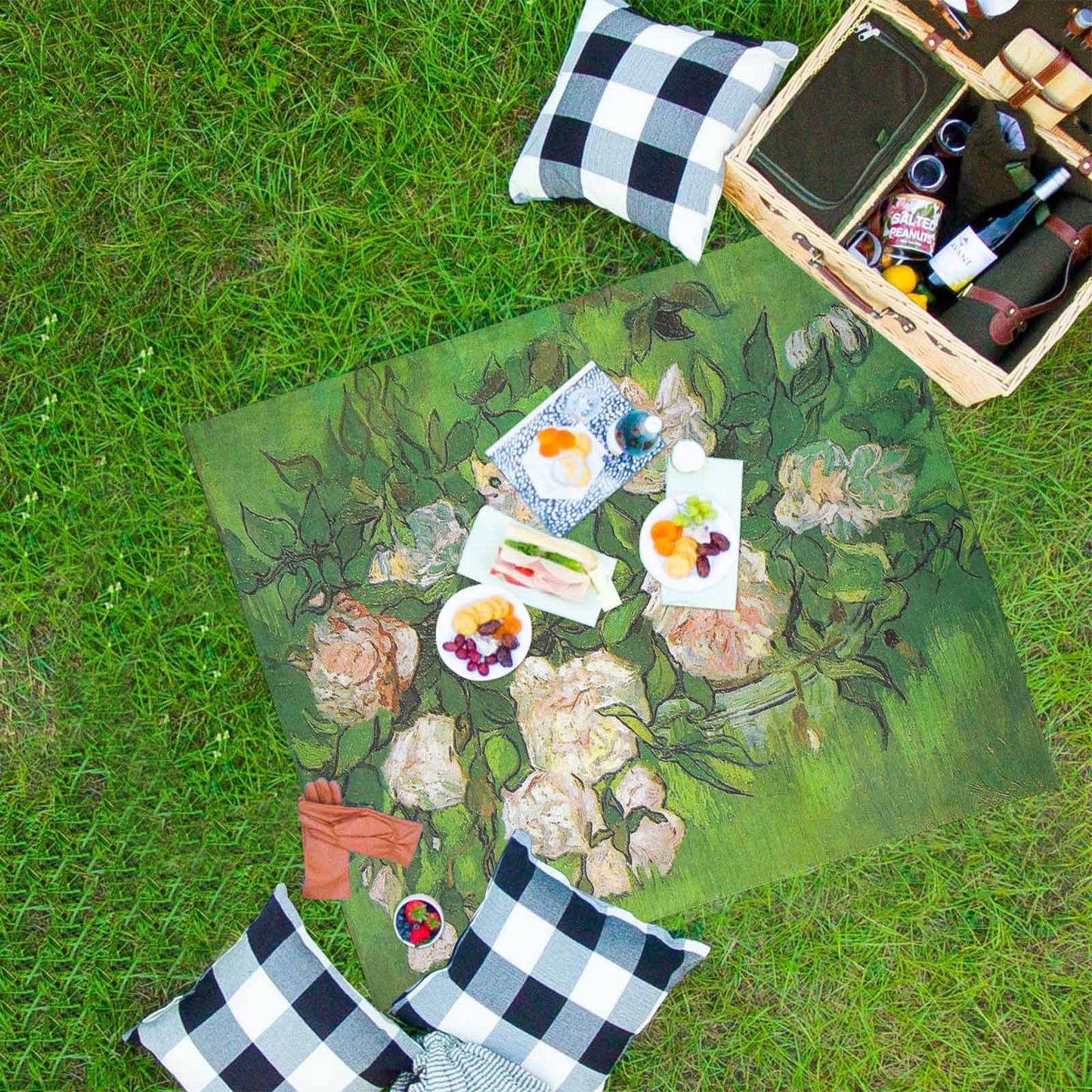 Vintage Floral waterproof picnic mat, 61 x 55in, Design 06