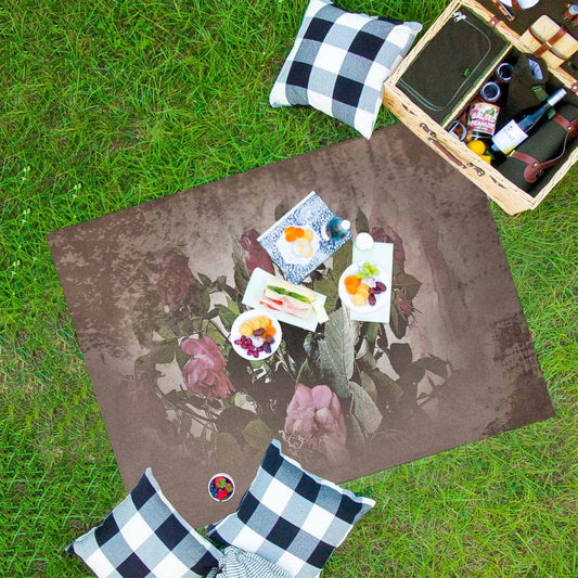 Vintage Floral waterproof picnic mat, 69 x 55in, Design 22x