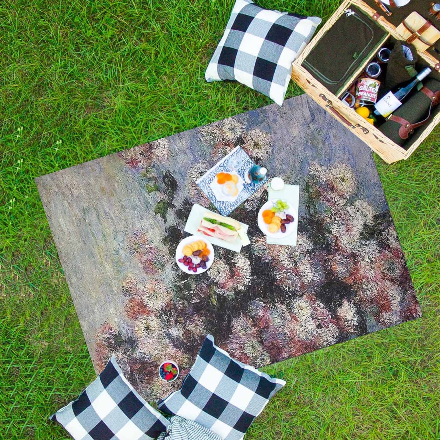 Vintage Floral waterproof picnic mat, 69 x 55in, Design 44