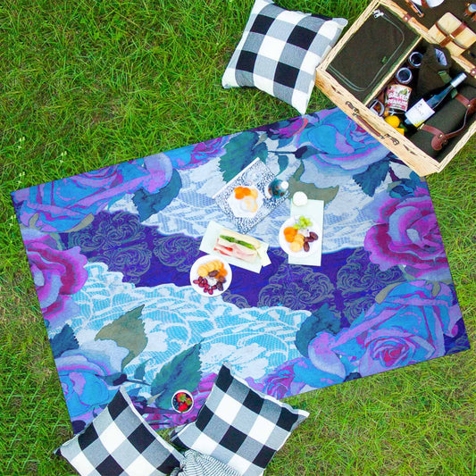 Victorian lace print waterproof picnic mat, 81 x 55in, design 20