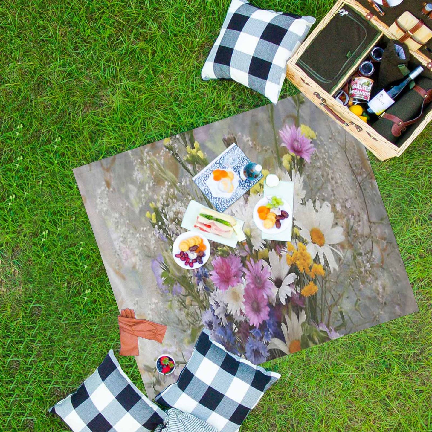 Vintage Floral waterproof picnic mat, 61 x 55in, Design 02