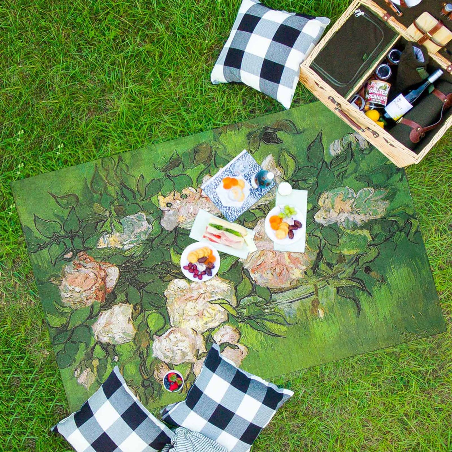 Vintage Floral waterproof picnic mat, 81 x 55in, Design 06